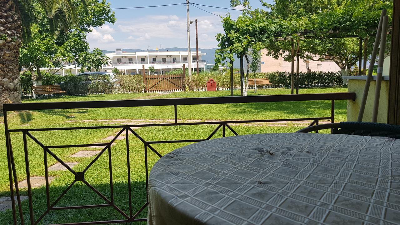 Lotos Apartments Stavros  Dış mekan fotoğraf